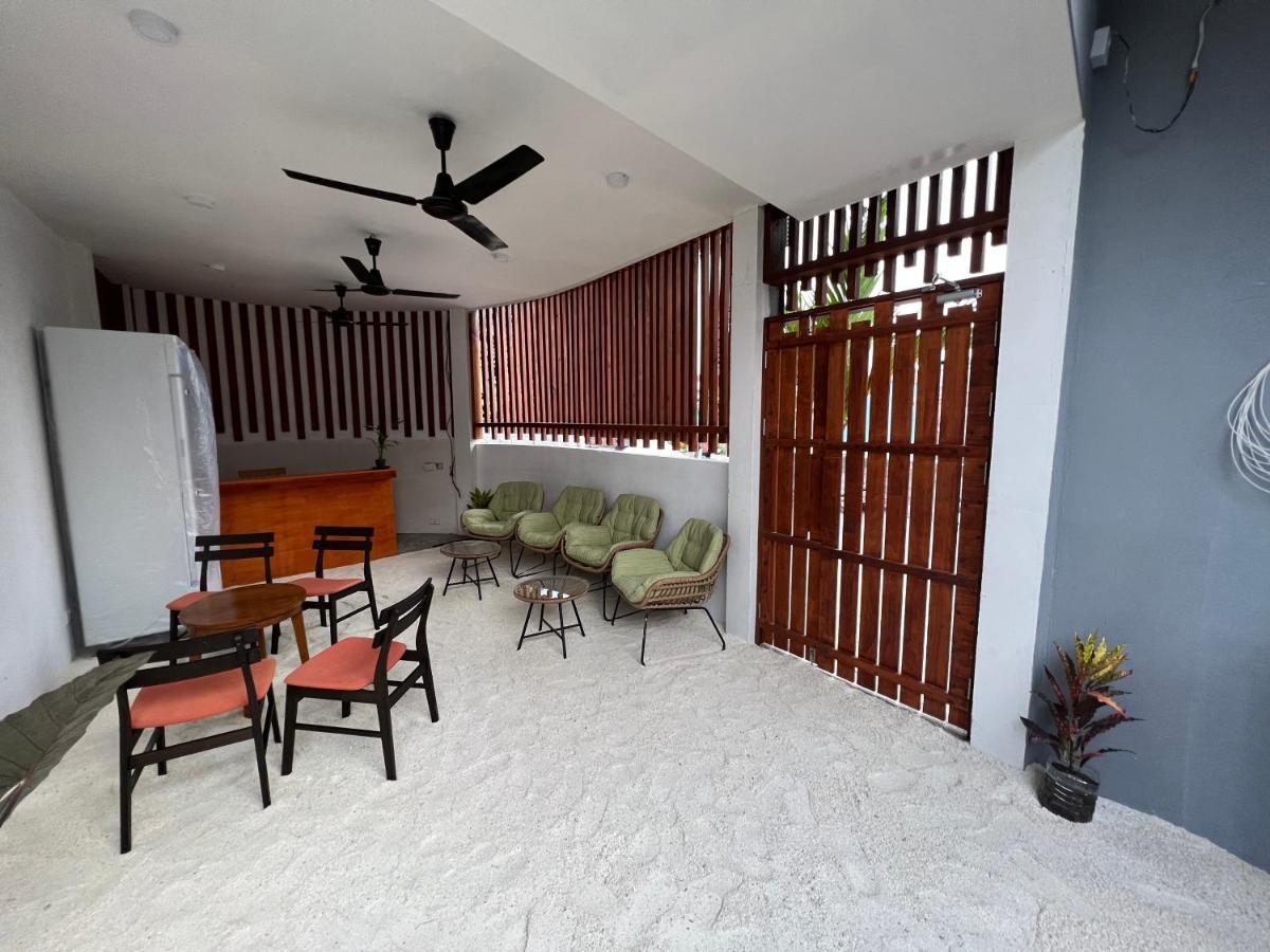 Finolhu Dhigurah Hotel Dhigurah  Exterior photo